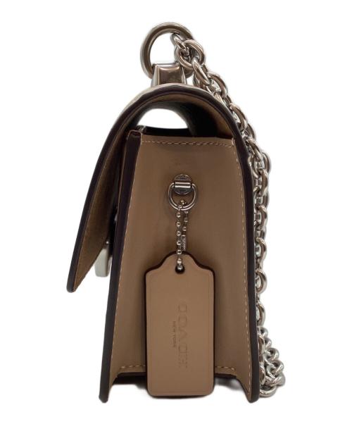 COACH（コーチ）COACH (コーチ) チェーンショルダーバッグ ベージュの古着・服飾アイテム