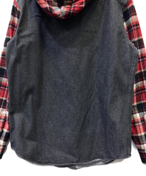 SUPREME（シュプリーム）SUPREME (シュプリーム) 長袖シャツ グレー×レッド サイズ:Mの古着・服飾アイテム