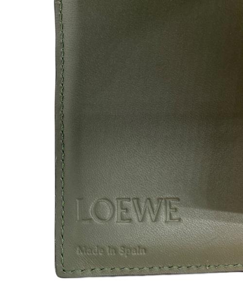 LOEWE（ロエベ）LOEWE (ロエベ) 3つ折り財布 グリーンの古着・服飾アイテム