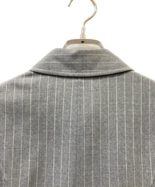 BURBERRY BLUE LABEL（バーバリーロンドンブルーレーベル）BURBERRY BLUE LABEL (バーバリーロンドンブルーレーベル) 長袖ワンピース グレー サイズ:３８の古着・服飾アイテム