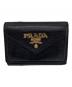 PRADA（プラダ）の古着「3つ折り財布」｜ブラック