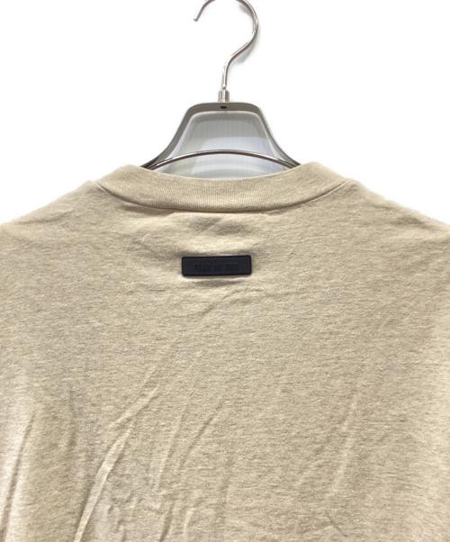 FOG ESSENTIALS（フィアオブゴッド エッセンシャル）FOG ESSENTIALS (フィアオブゴッド エッセンシャル) 長袖カットソー ベージュ サイズ:Lの古着・服飾アイテム