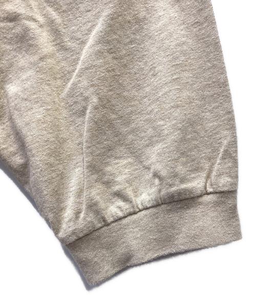 FOG ESSENTIALS（フィアオブゴッド エッセンシャル）FOG ESSENTIALS (フィアオブゴッド エッセンシャル) 長袖カットソー ベージュ サイズ:Lの古着・服飾アイテム