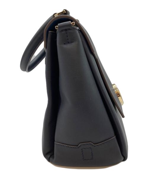 ANYA HINDMARCH（アニヤ・ハインドマーチ）ANYA HINDMARCH (アニヤ・ハインドマーチ) ショルダーバッグ ネイビーの古着・服飾アイテム