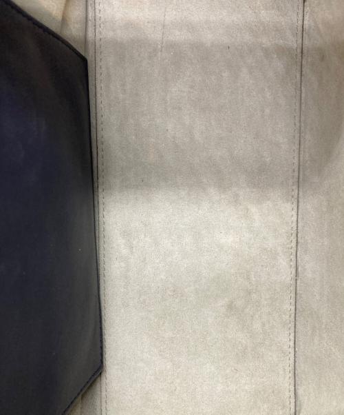 ANYA HINDMARCH（アニヤ・ハインドマーチ）ANYA HINDMARCH (アニヤ・ハインドマーチ) ショルダーバッグ ネイビーの古着・服飾アイテム