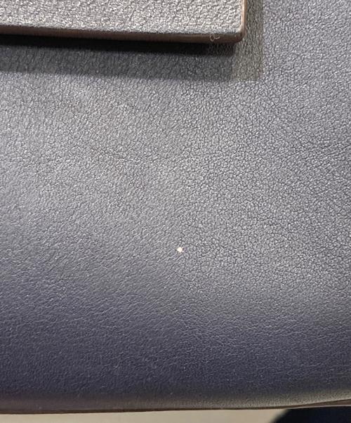 ANYA HINDMARCH（アニヤ・ハインドマーチ）ANYA HINDMARCH (アニヤ・ハインドマーチ) ショルダーバッグ ネイビーの古着・服飾アイテム