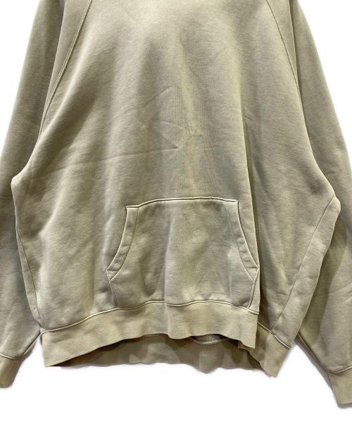 FOG ESSENTIALS（フィアオブゴッド エッセンシャル）FOG ESSENTIALS (フィアオブゴッド エッセンシャル) プルオーバーパーカー ベージュ サイズ:XLの古着・服飾アイテム