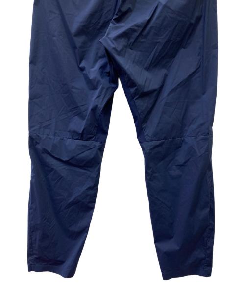 F.C.R.B.（エフシーレアルブリストル）F.C.R.B. (エフシーレアルブリストル) ナイロンパンツ ネイビー サイズ:XLの古着・服飾アイテム
