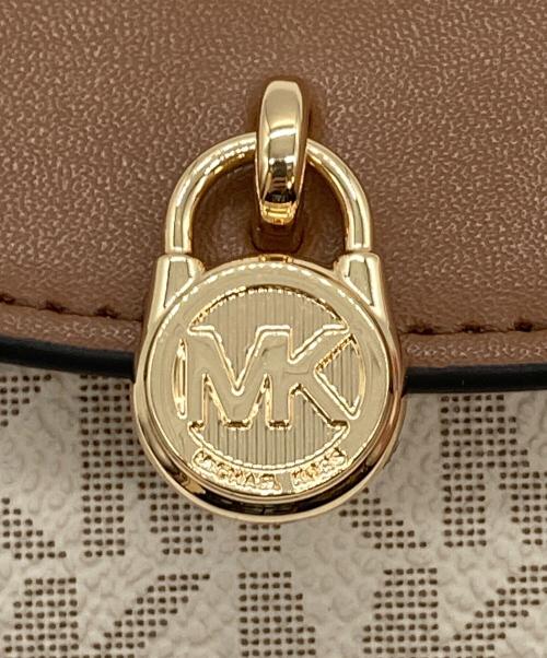 MICHAEL KORS（マイケルコース）MICHAEL KORS (マイケルコース) コンパクトウォレットの古着・服飾アイテム
