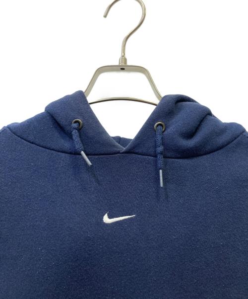 NIKE（ナイキ）NIKE (ナイキ) プルオーバーパーカー ネイビー サイズ:Mの古着・服飾アイテム