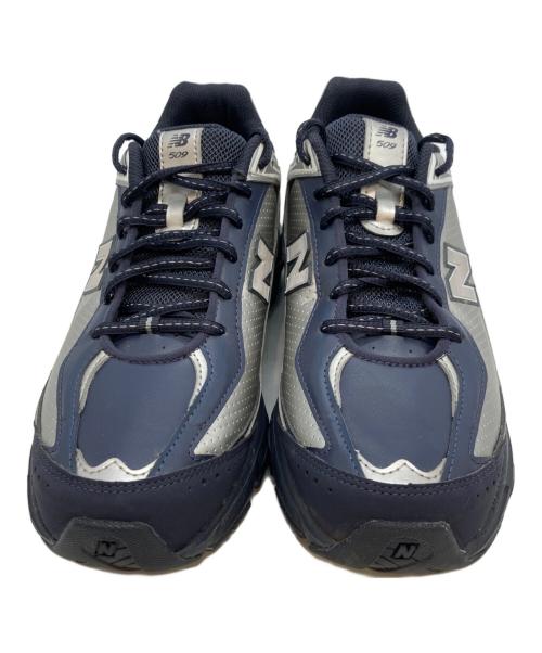 NEW BALANCE（ニューバランス）NEW BALANCE (ニューバランス) スニーカー ネイビー×シルバー サイズ:26.5cmの古着・服飾アイテム
