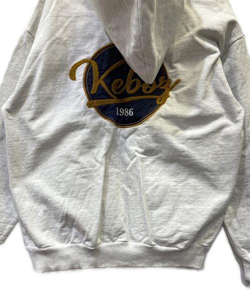 KEBOZ（ケボズ）KEBOZ (ケボズ) プルオーバーパーカー ホワイト サイズ:Mの古着・服飾アイテム