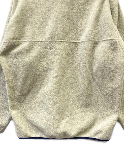 Patagonia（パタゴニア）Patagonia (パタゴニア) フリースジャケット アイボリー サイズ:Lの古着・服飾アイテム