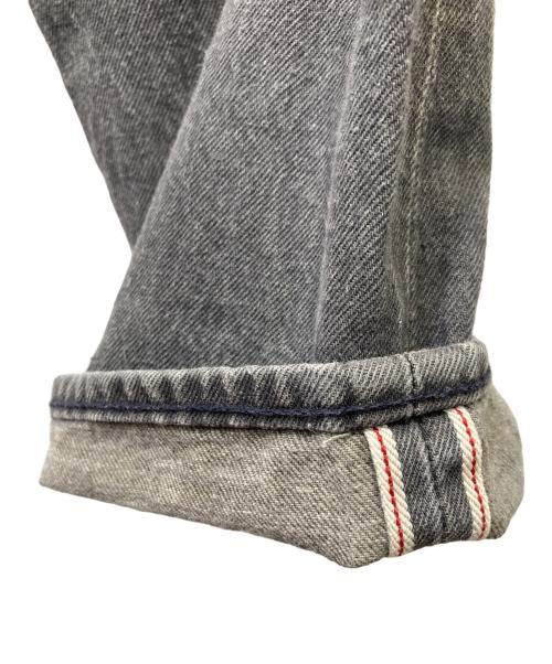 LEVI'S（リーバイス）LEVI'S (リーバイス) デニムパンツ グレー サイズ:71㎝(W28)の古着・服飾アイテム