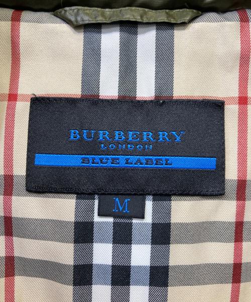 BURBERRY BLUE LABEL（バーバリー ブルー レーベル）BURBERRY BLUE LABEL (バーバリー ブルー レーベル) ダウンジャケット オリーブ サイズ:Mの古着・服飾アイテム