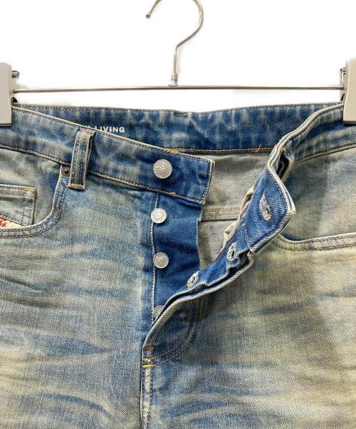 DIESEL（ディーゼル）DIESEL (ディーゼル) ブーツカットジーンズ ブルー サイズ:SIZE　81㎝の古着・服飾アイテム