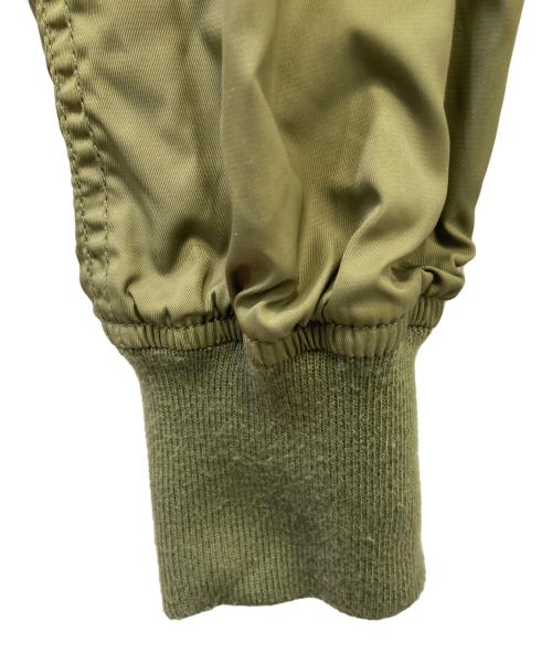 A BATHING APE（アベイシングエイプ）A BATHING APE (アベイシングエイプ) MA-1ジャケット カーキ サイズ:Ｍの古着・服飾アイテム