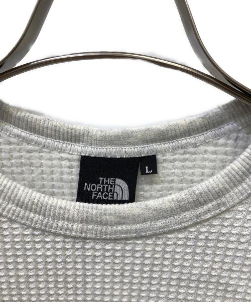 THE NORTH FACE（ザ ノース フェイス）THE NORTH FACE (ザ ノース フェイス) 長袖カットソー アイボリー サイズ:Lの古着・服飾アイテム