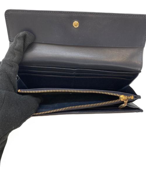 BURBERRY BLUE LABEL（バーバリー ブルー レーベル）BURBERRY BLUE LABEL (バーバリー ブルー レーベル) 長財布 ネイビー×ベージュの古着・服飾アイテム