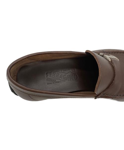Salvatore Ferragamo（サルヴァトーレ フェラガモ）Salvatore Ferragamo (サルヴァトーレ フェラガモ) ドライビングシューズ ブラウン サイズ:26㎝の古着・服飾アイテム