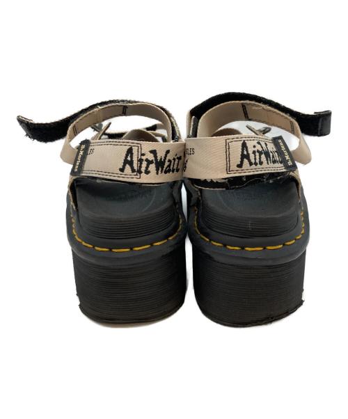 Dr.Martens（ドクターマーチン）Dr.Martens (ドクターマーチン) サンダル ベージュ×ブラック サイズ:EU36の古着・服飾アイテム
