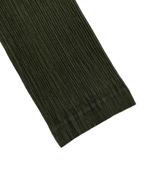 ISSEY MIYAKE（イッセイミヤケ）ISSEY MIYAKE (イッセイミヤケ) プリーツ３Bジャケット オリーブ サイズ:2の古着・服飾アイテム