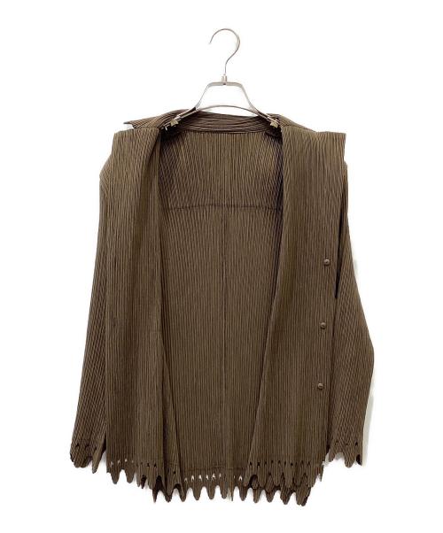 ISSEY MIYAKE（イッセイミヤケ）ISSEY MIYAKE (イッセイミヤケ) カットワークプリーツジャケット ブラウン サイズ:2の古着・服飾アイテム