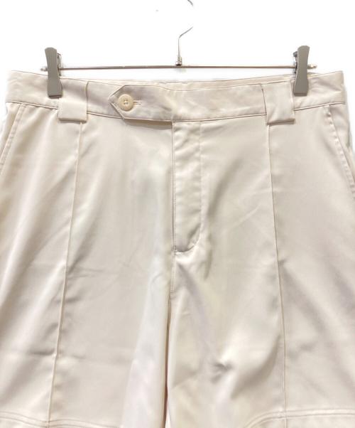 adidas（アディダス）adidas (アディダス) ハーフパンツ ベージュ サイズ:SIZE 34の古着・服飾アイテム