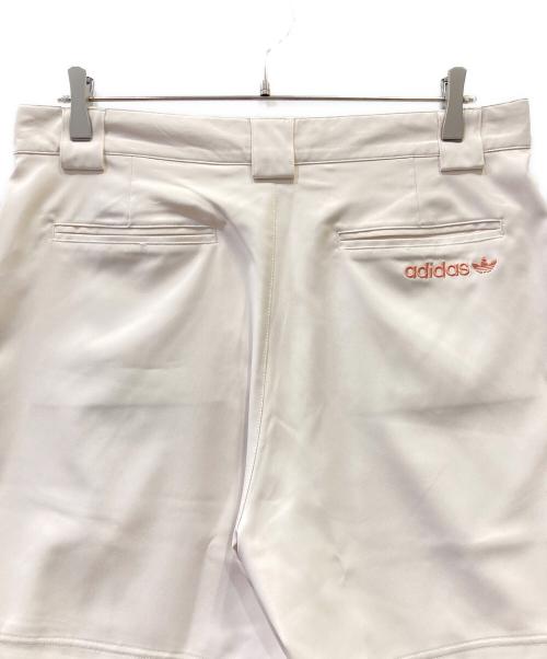 adidas（アディダス）adidas (アディダス) ハーフパンツ ベージュ サイズ:SIZE 34の古着・服飾アイテム