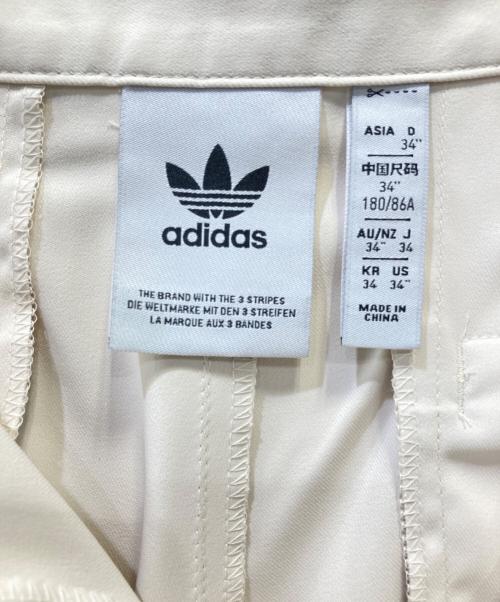 adidas（アディダス）adidas (アディダス) ハーフパンツ ベージュ サイズ:SIZE 34の古着・服飾アイテム