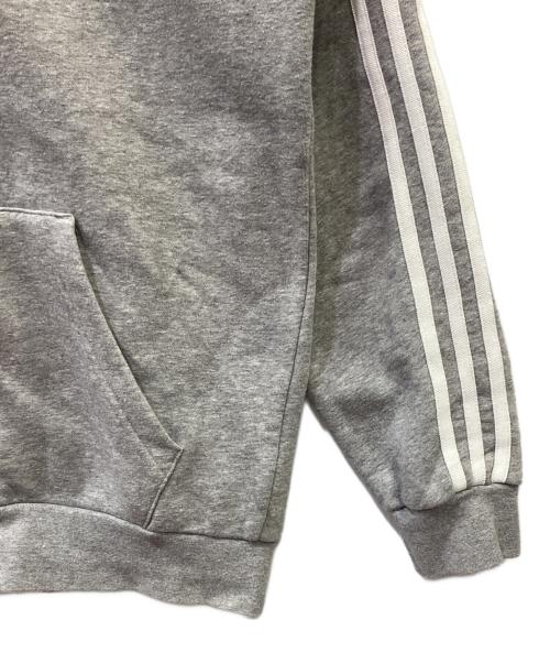 adidas（アディダス）adidas (アディダス) ジップパーカー ライトグレー サイズ:Ｍの古着・服飾アイテム