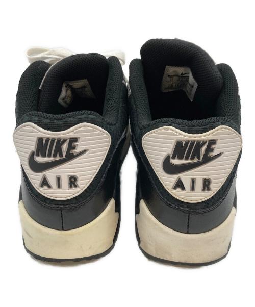 NIKE（ナイキ）NIKE (ナイキ) スニーカー ブラック×ホワイト サイズ:24㎝の古着・服飾アイテム