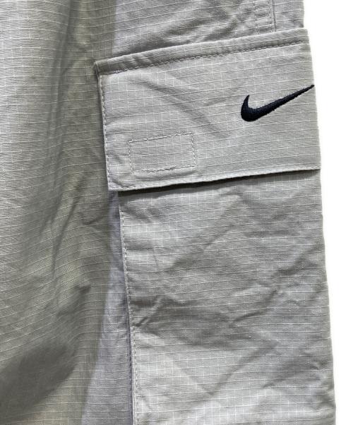 NIKE（ナイキ）NIKE (ナイキ) カーゴパンツ ライトグレー サイズ:XSの古着・服飾アイテム