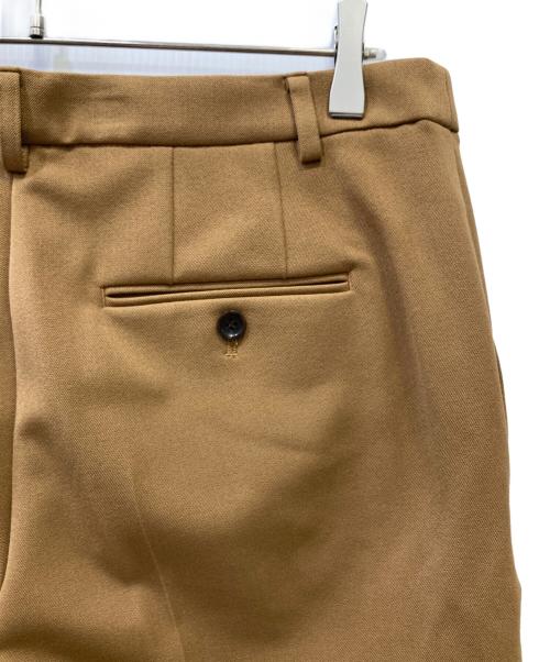 23区（ニジュウサンク）23区 (ニジュウサンク) パンツ ブラウン サイズ:SIZE 46 未使用品の古着・服飾アイテム