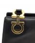 中古・古着 Salvatore Ferragamo (サルヴァトーレ フェラガモ) ワンショルダーバッグ ブラック：12000円