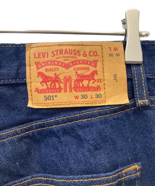 LEVI'S（リーバイス）LEVI'S (リーバイス) デニムパンツ ネイビー サイズ:W30の古着・服飾アイテム