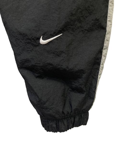 NIKE（ナイキ）NIKE (ナイキ) ナイロンパンツ ブラック サイズ:Mの古着・服飾アイテム