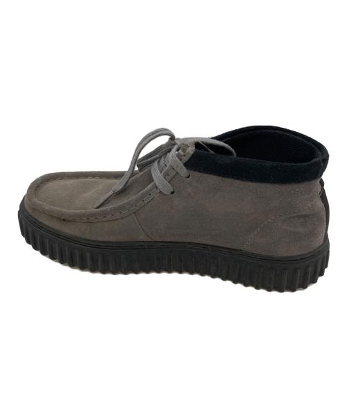 CLARKS（クラークス）CLARKS (クラークス) モカシンシューズ グレー×ブラック サイズ:25.5㎝の古着・服飾アイテム