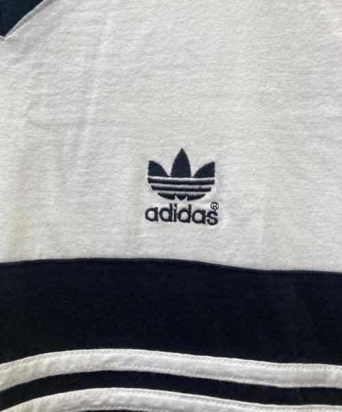 adidas（アディダス）adidas (アディダス) 半袖カットソー ホワイト サイズ:SIZE Lの古着・服飾アイテム
