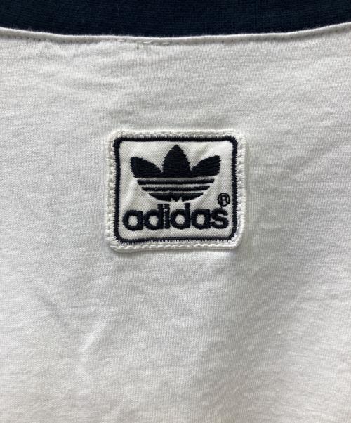 adidas（アディダス）adidas (アディダス) 半袖カットソー ホワイト サイズ:SIZE Lの古着・服飾アイテム
