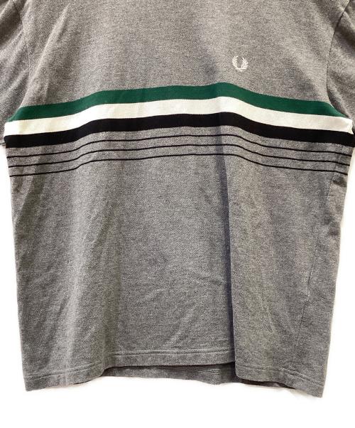 FRED PERRY（フレッドペリー）FRED PERRY (フレッドペリー) 半袖カットソー ライトグレー サイズ:SIZE L(US 10)の古着・服飾アイテム
