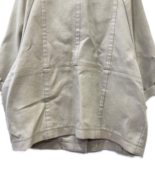 FOXEY NEWYORK（フォクシーニューヨーク）FOXEY NEWYORK (フォクシーニューヨーク) コート ベージュ サイズ:40の古着・服飾アイテム