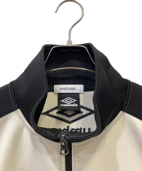 niko and（ニコアンド）niko and (ニコアンド) UMBRO (アンブロ) 別注トラックジャケット アイボリー サイズ:SIZE Lの古着・服飾アイテム