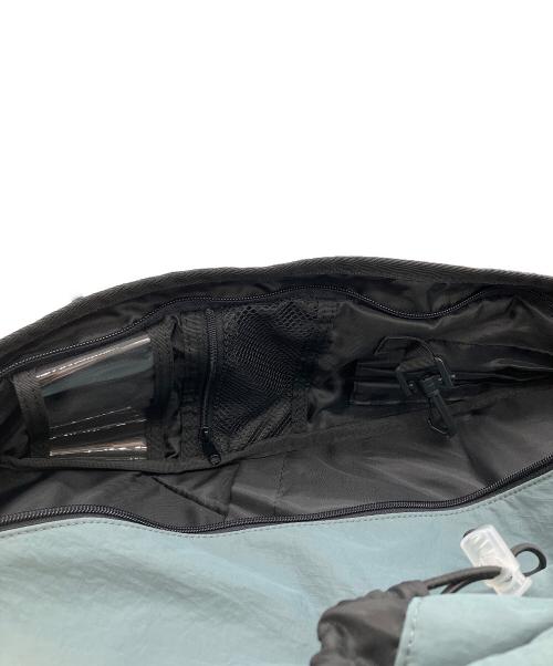 MARMOT（マーモット）MARMOT (マーモット) キャピタルスリングバッグ グレー×ブラックの古着・服飾アイテム