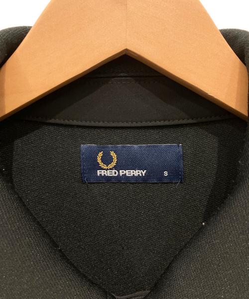 FRED PERRY（フレッドペリー）FRED PERRY (フレッドペリー) コーチジャケット ブラック サイズ:Sの古着・服飾アイテム