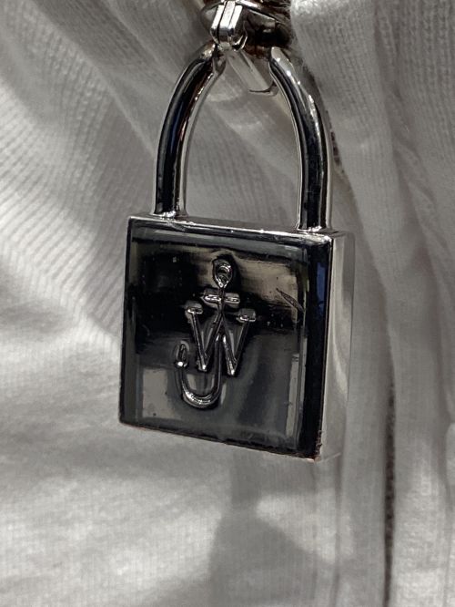 J.W.ANDERSON（ジェイダブリューアンダーソン）J.W.ANDERSON (ジェイダブリューアンダーソン) ハーフジップスウェット ホワイト サイズ:Mの古着・服飾アイテム