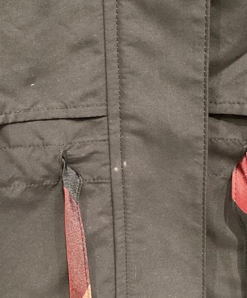 BLUE LABEL CRESTBRIDGE（ブルーレーベルクレストブリッジ）BLUE LABEL CRESTBRIDGE (ブルーレーベルクレストブリッジ) コート ブラック サイズ:38の古着・服飾アイテム