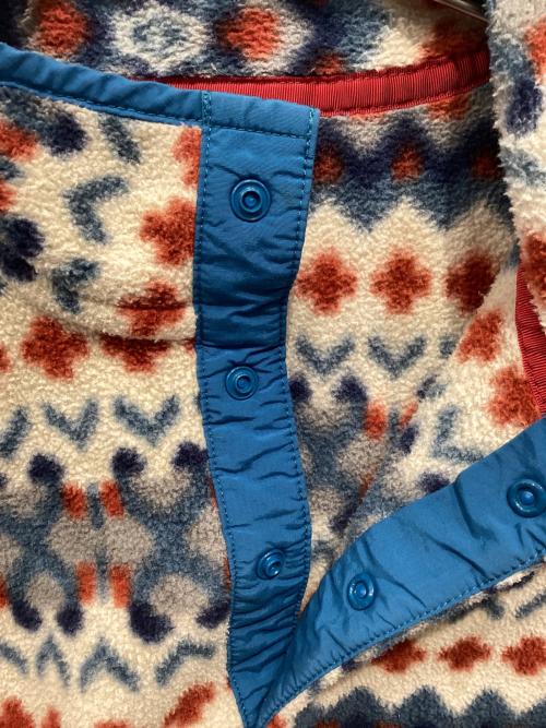 Patagonia（パタゴニア）Patagonia (パタゴニア) シンチラスナップフリースジャケット ホワイト×ブルー サイズ:Lの古着・服飾アイテム