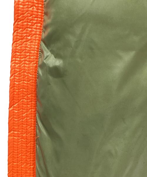 MONCLER（モンクレール）MONCLER (モンクレール) ダウンジャケット オレンジの古着・服飾アイテム