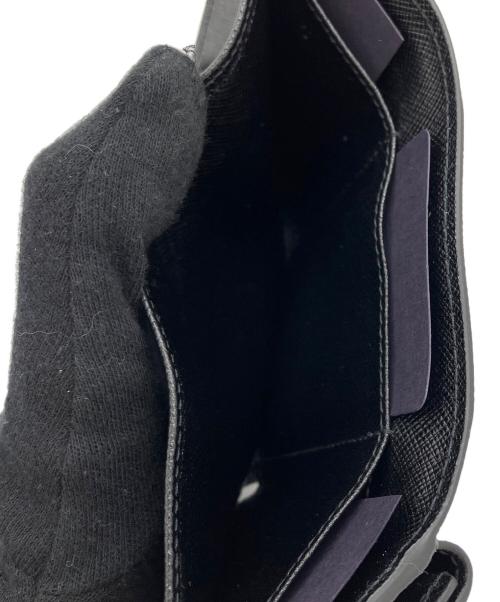PRADA（プラダ）PRADA (プラダ) 3つ折り財布 ブラックの古着・服飾アイテム